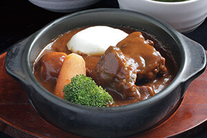 牛タンシチュー定食